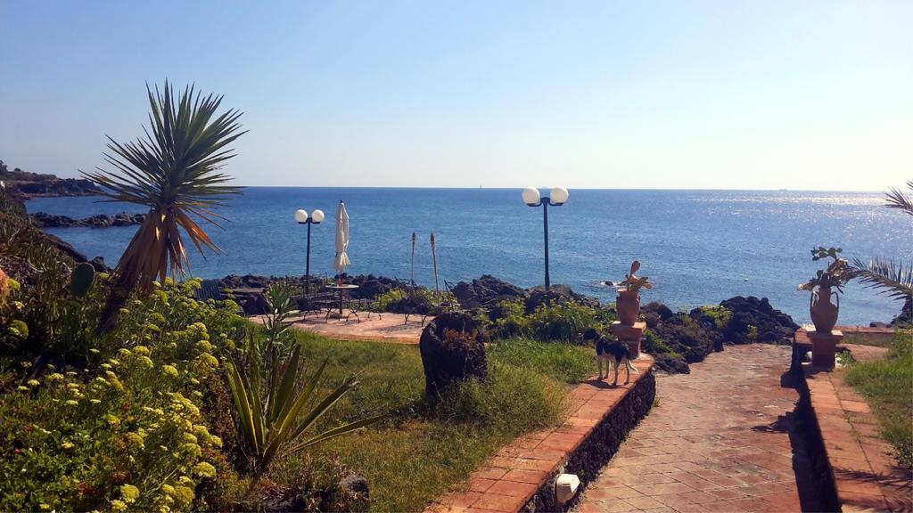 カターニア Casa Sul Mare Bed & Breakfast エクステリア 写真