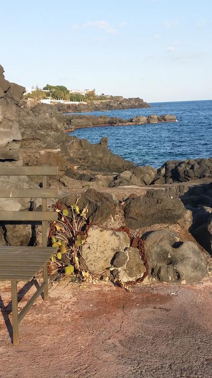 カターニア Casa Sul Mare Bed & Breakfast エクステリア 写真